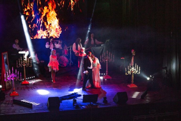The True Light Show 7